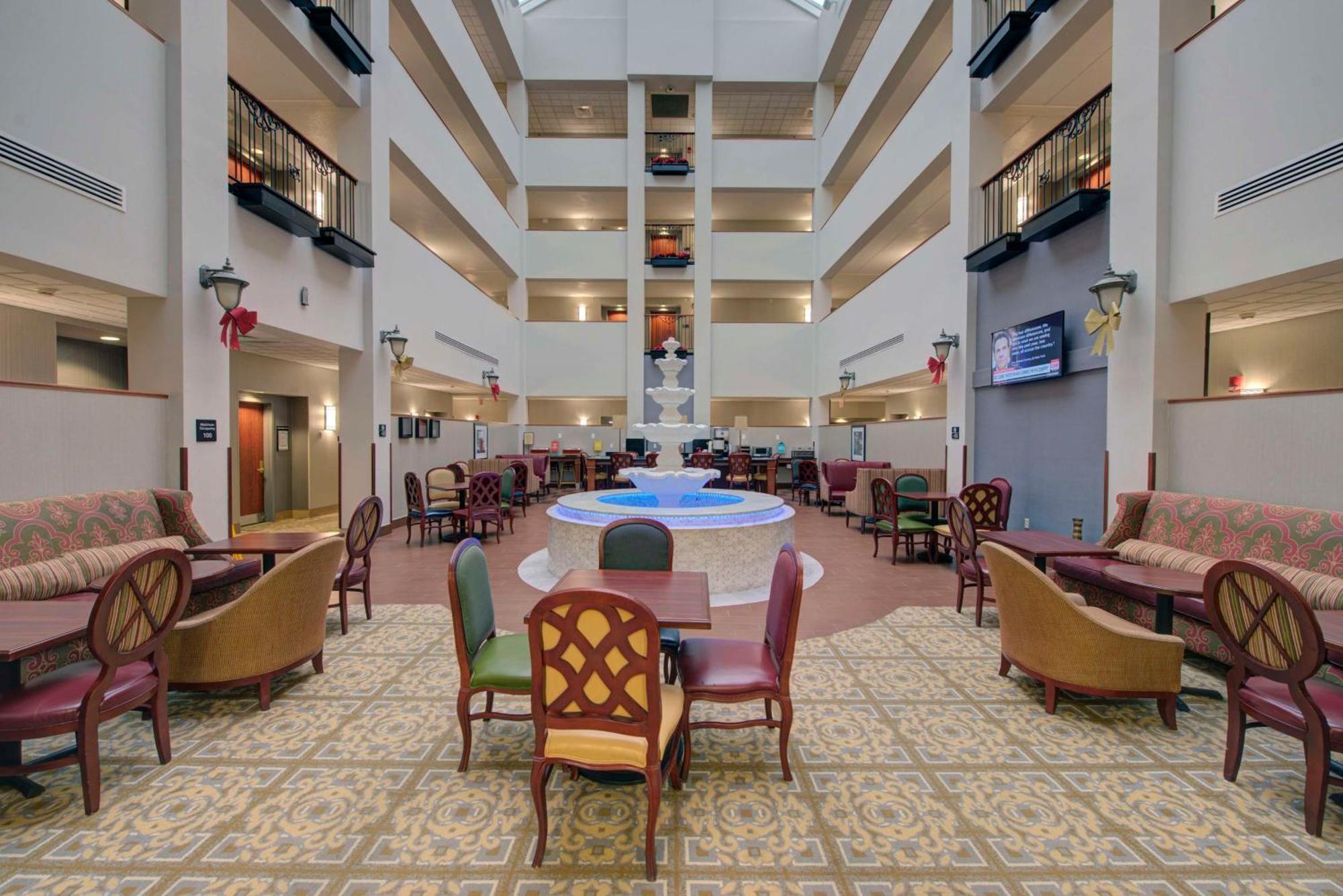 Hampton Inn & Suites By Hilton - Rockville Centre Exteriér fotografie