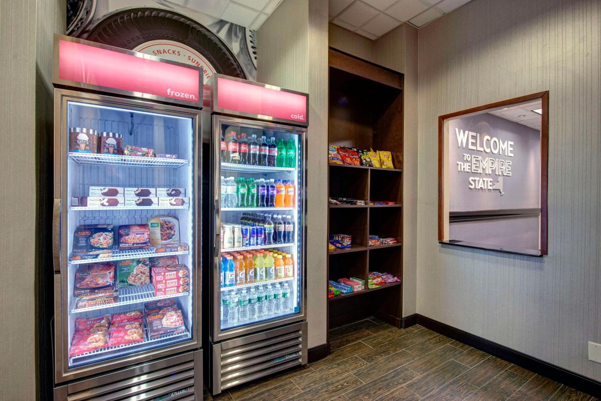 Hampton Inn & Suites By Hilton - Rockville Centre Exteriér fotografie